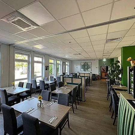 Achat Monheim Am Rhein 3*